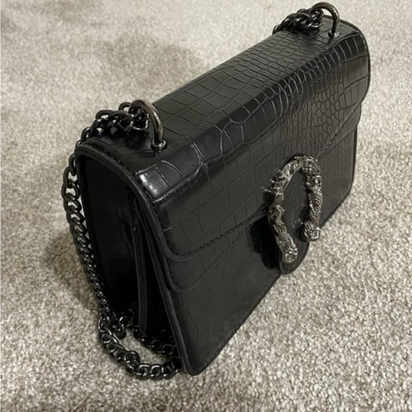 Neiman Marcus luxury Leather with the opulent Neiman Marc Croc-Embossed bag😍 - Picture 10 of 13